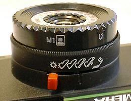 $B%l%s%:6@F9I=B&(B