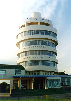 $BCO5e$,$^$k$$$N8+$F$/$i$s$7(B