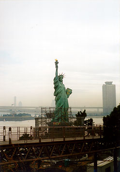 ���R�̏��_